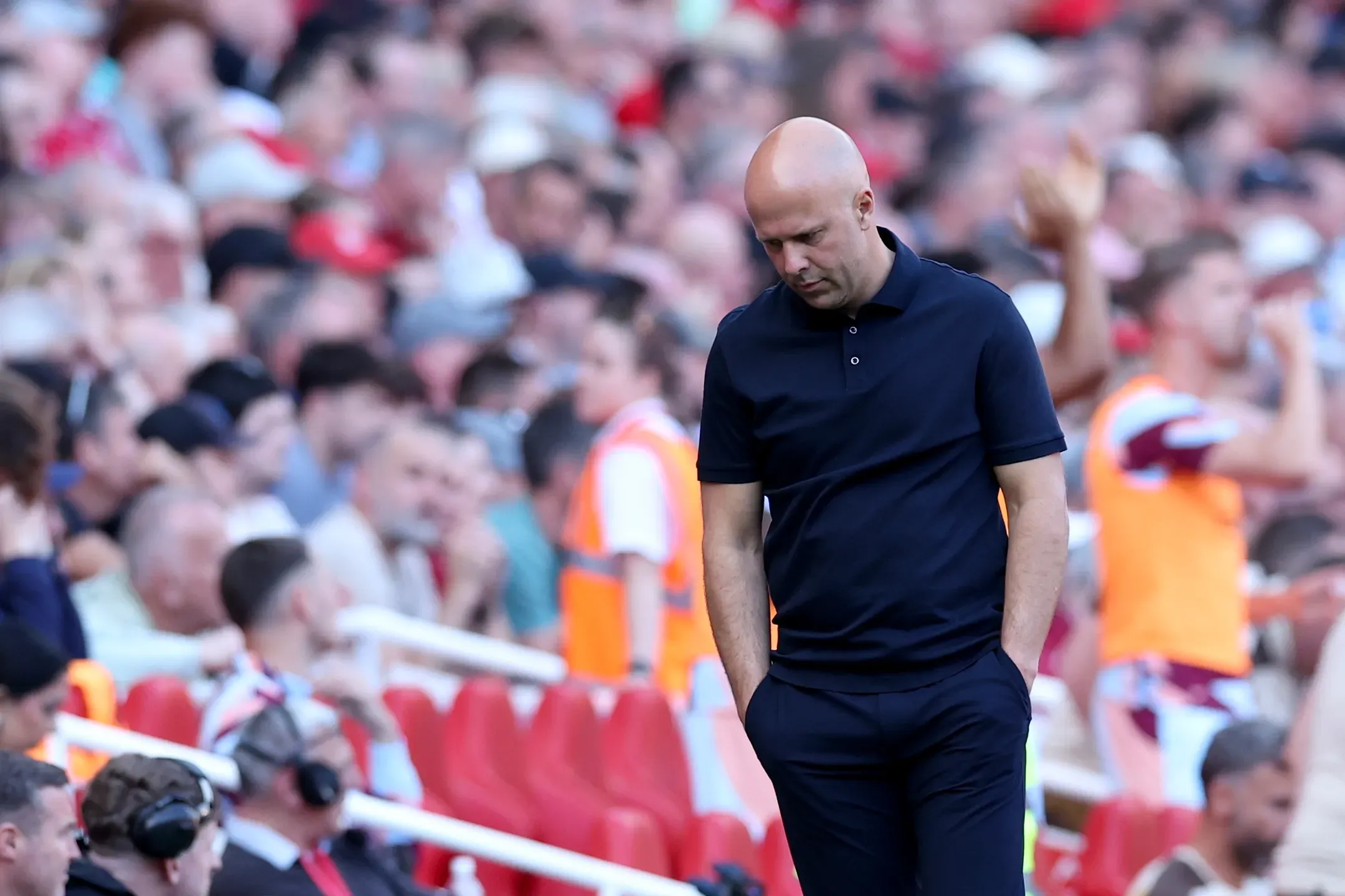 Liverpool corta relações com Arne Slot